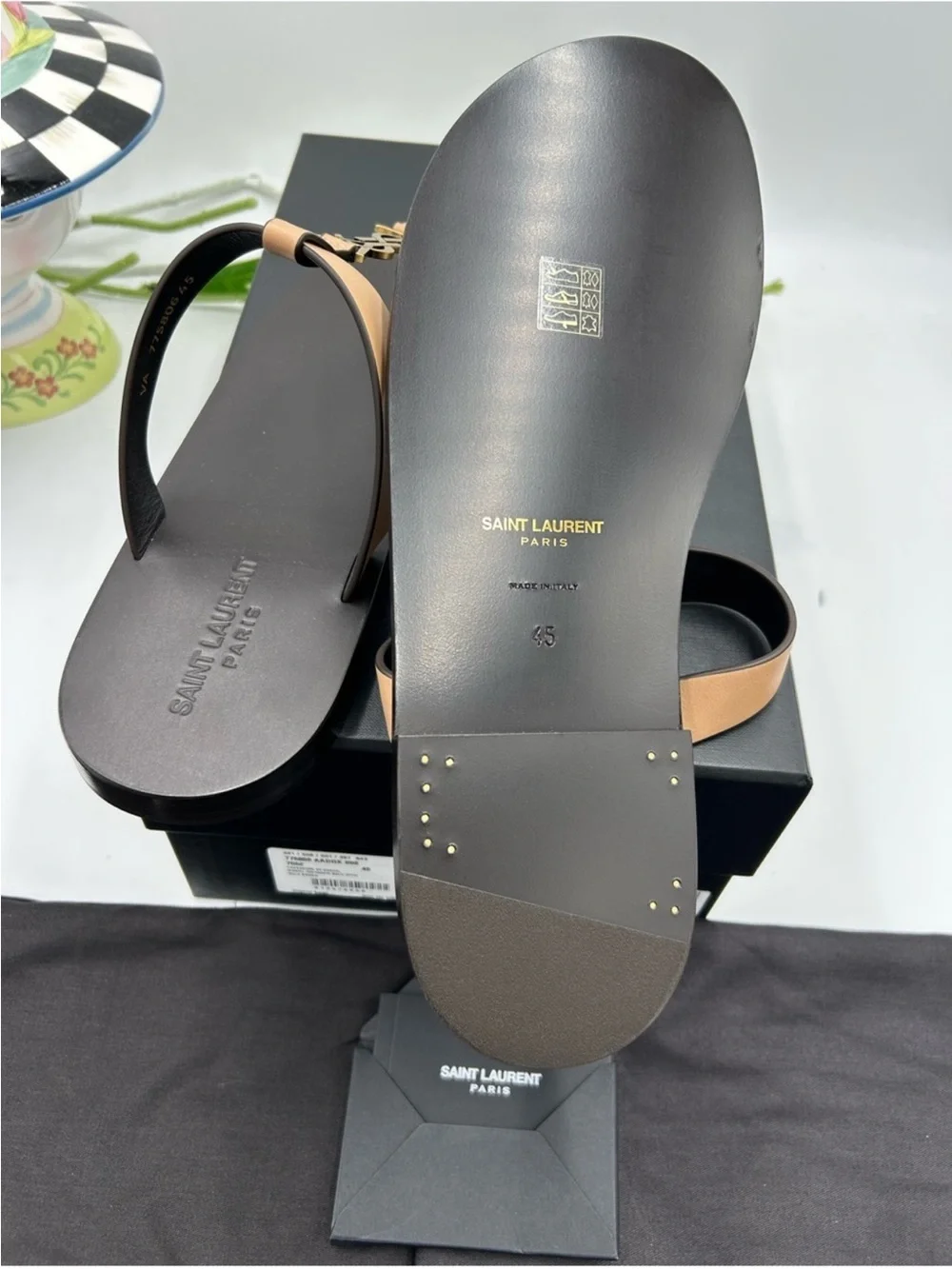 Men’s Saint Laurent CASSANDRE thong YSL sandal size 45 made in Italy